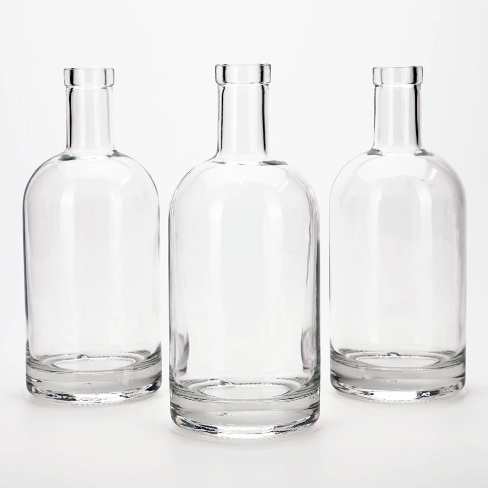 Vista fornecedor Chinês recipientes de vidro Espírito Whiskey gin ou vodka Licor Tequila garrafa de vidro com rolha de borracha do vaso de Oslo 750ml
