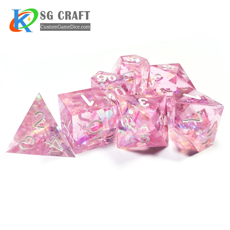 Factory Price Board Game Stock Hot Sell Hand Made Resin Skull Dice Set with Lucent Green Effect