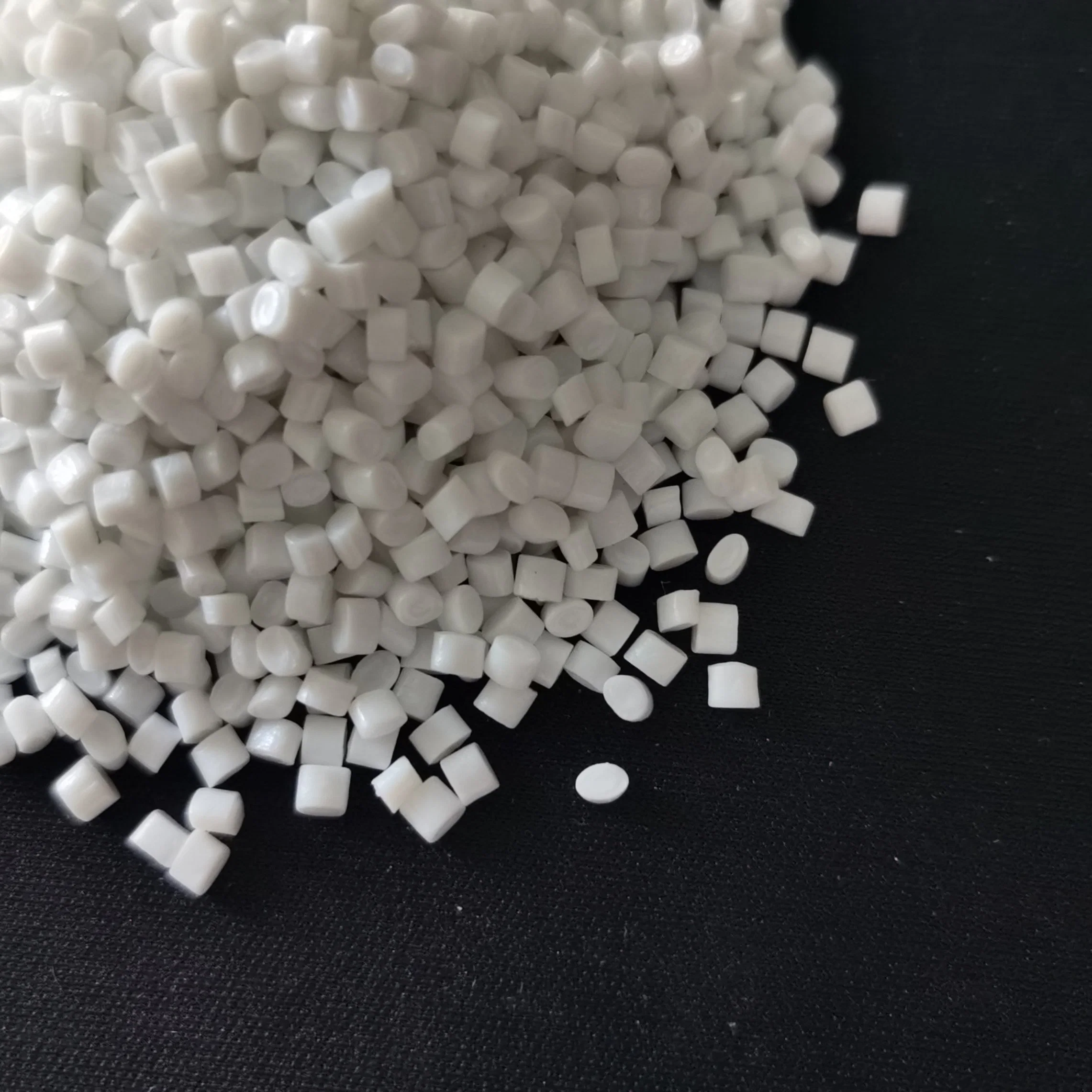 IV 0 80 0.84 Virgin Pet Granules Factory Supply Pet Chips Polyethylene Terephthalate Pet Resin for Bottle Making