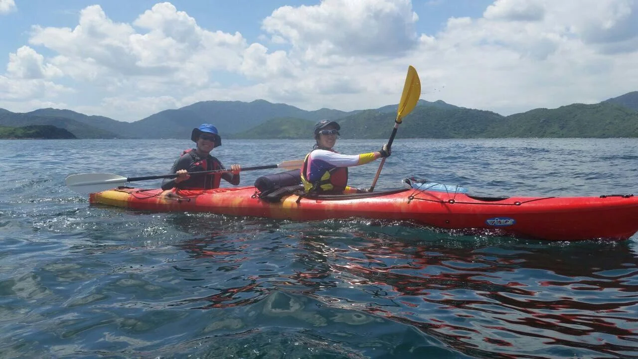 5.11m 2 personne s'asseoir dans la mer Touring Canoë Kayak en plastique