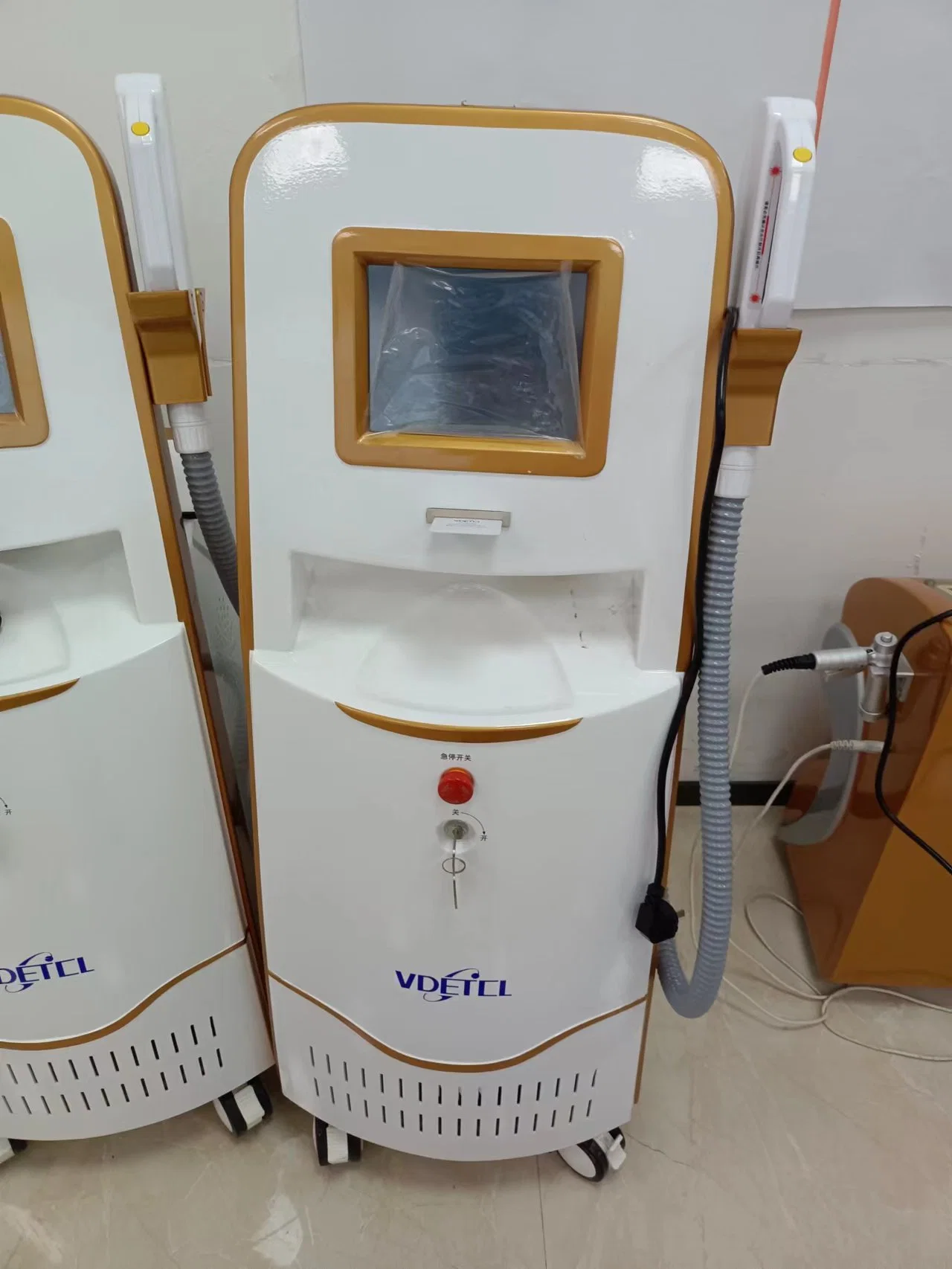 Professional Technical Multi-Function Beauty Machine Diamond Light Skin Rejuvenation Face Lifting Wrinkle Removal Beauty Machine