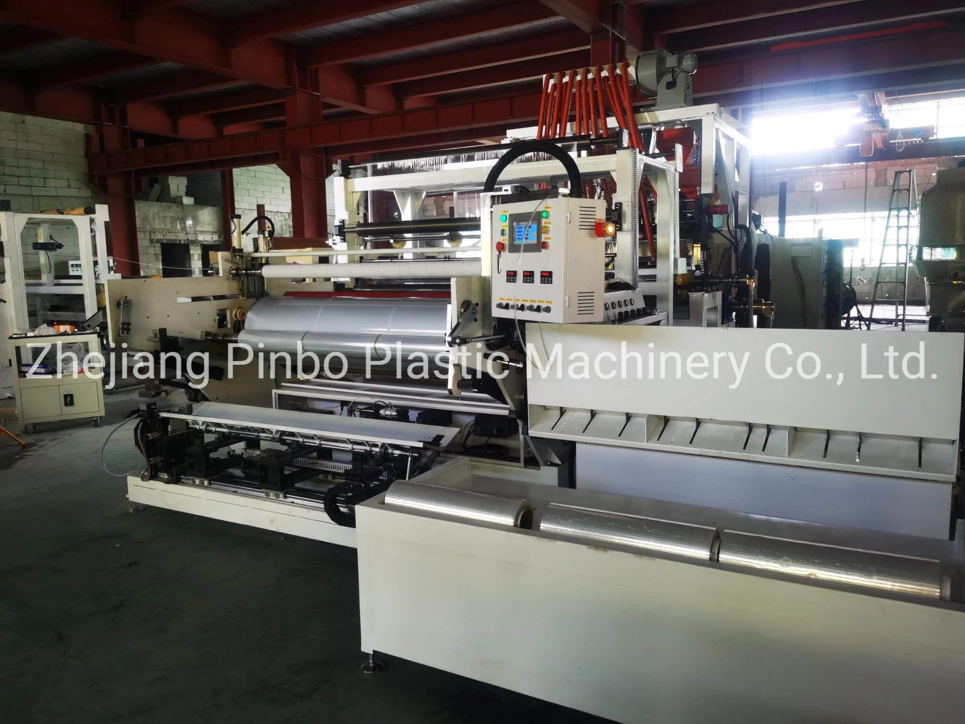 High Speed Automatic Multiple Layer 1500mm Extrusion Stretch Cling Film Maschine für Plastikfolie Extruder Linie