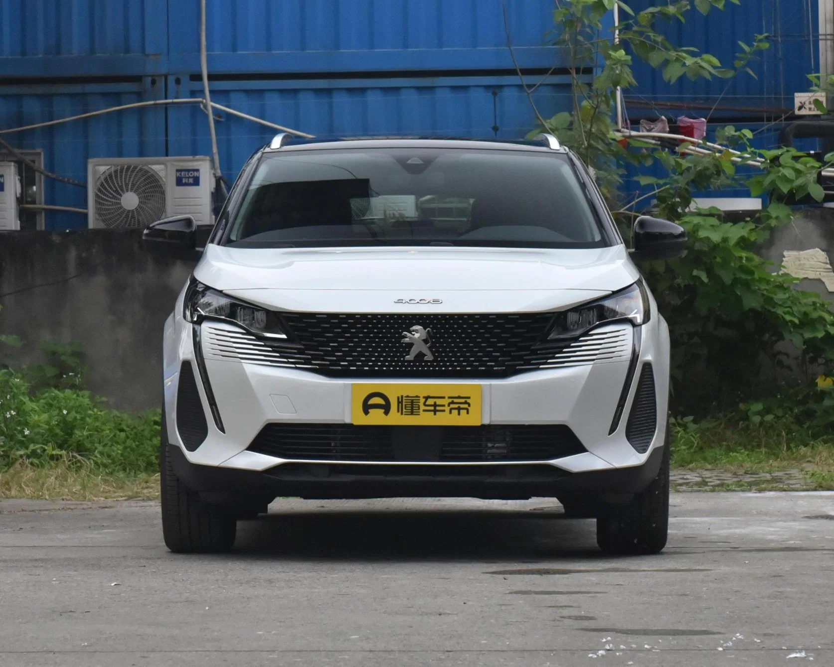 2023 Peugeot 4008 Phev Plug-in Hybrid Version with a Displacement of 1600cc used Car