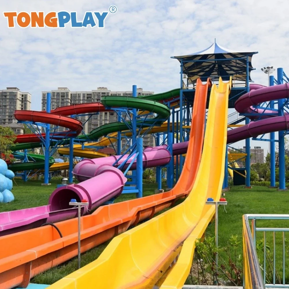 Équipement de parc aquatique de terrain de jeu extérieur Toboggan aquatique Équipement de divertissement Piscine Prix