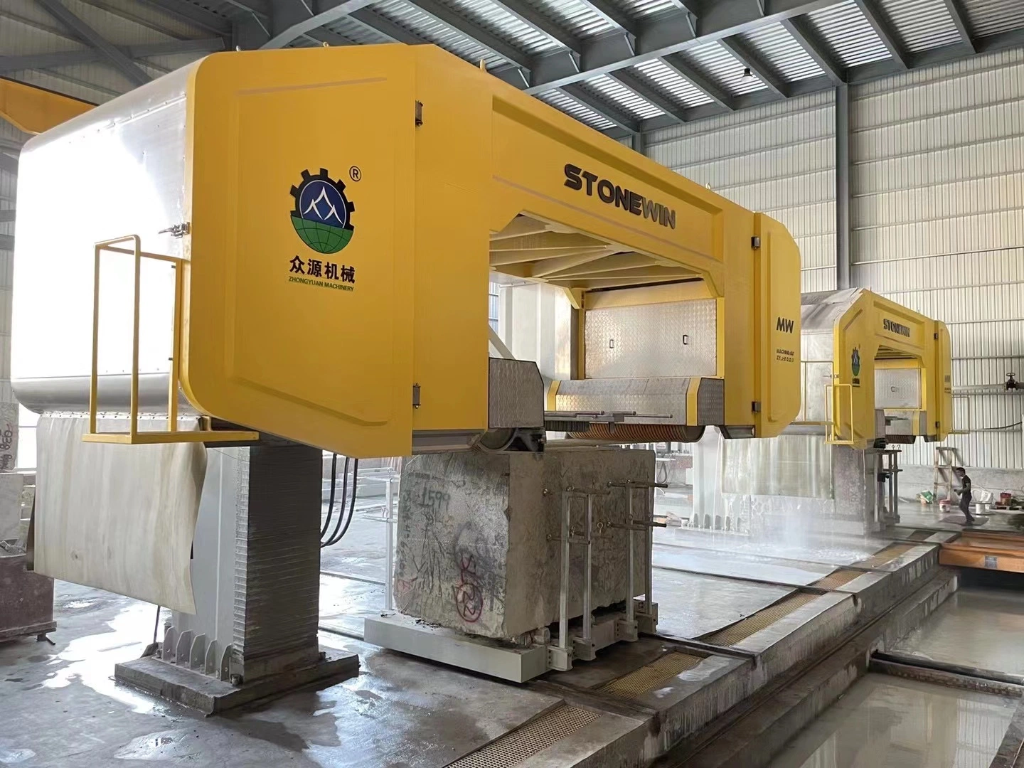 Unveil Mastery in Block Cutting with Zhongyuan Stonewin's 58-Wire Diamond Multi-Wire Saw Machine. Achieve Seamless, Detailed Cuts That Transform Blocks Into Art
