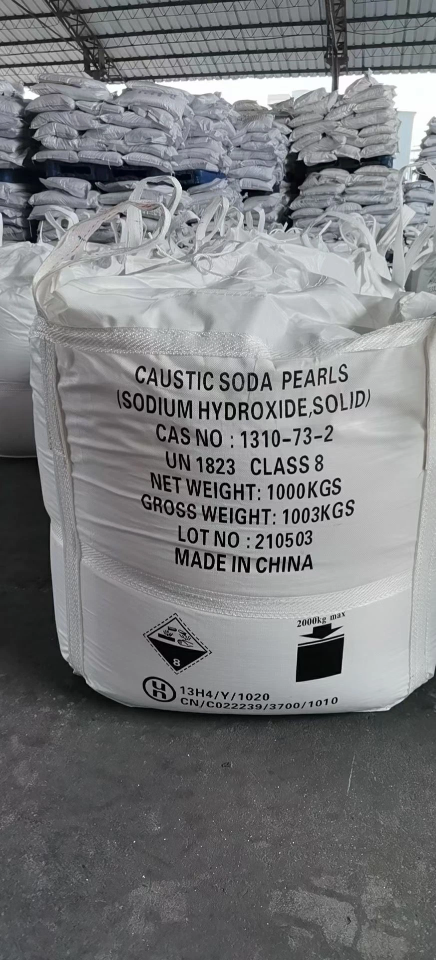 Sodium Hydroxide Caustic Soda Pearls Flake 99% Naoh CAS No: 1310-72-2