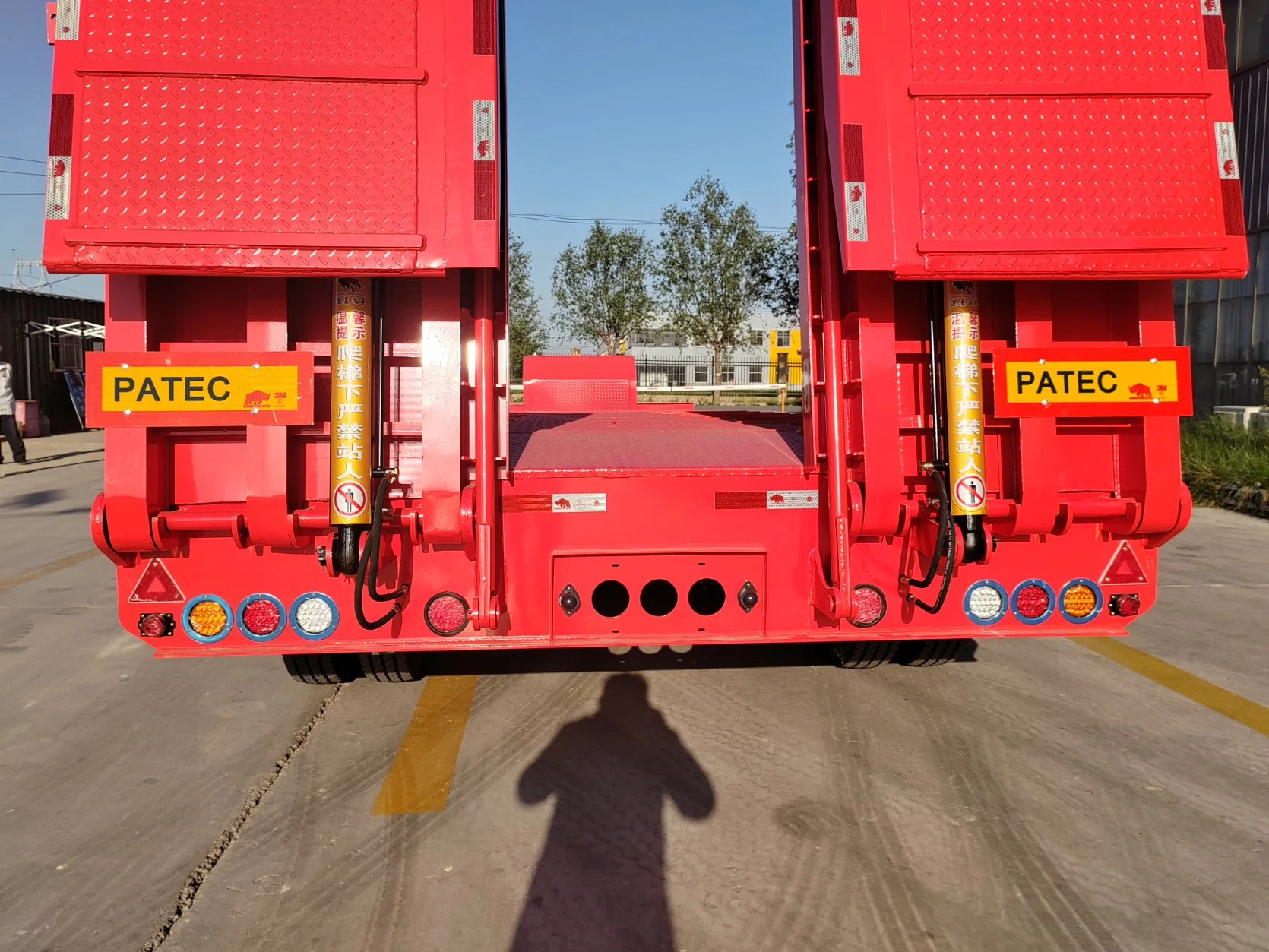 3axles 80tons Extendable 17m Lowbed Low Bed Lowboy Semi Truck Trailer