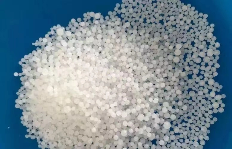 Suministros de China a bajo precio un 46% de urea de Urea fertilizante nitrogenado granulados/gránulos/