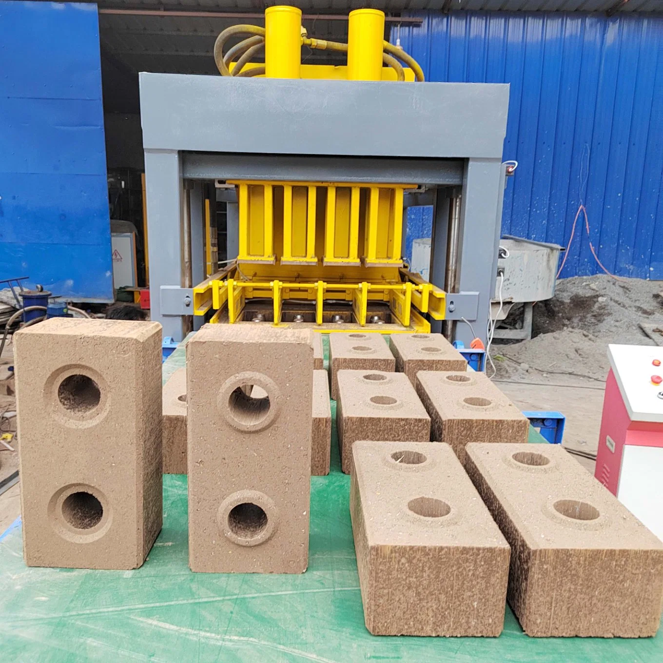 Compressed Earth Block Homes Ceb Building Earthen Block Machine