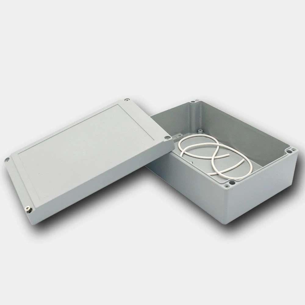 Quality Guaranteed IP67 Portable Aluminum Waterproof Battery Box with Ample Storage Space for Wire Accessories