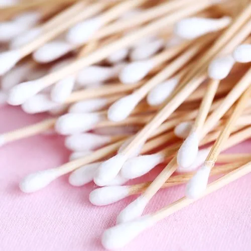 Manufacturer of Portable Double Head Cleaning Wooden Stick Cotton Swabs in Bulk