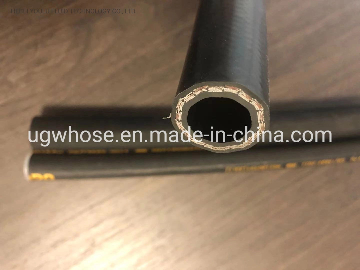 DIN En853 2 Sn Hydraulic Hose, Steel Wire Two Layers Braided Hose Suitable to Carry Hydraulic Fluids