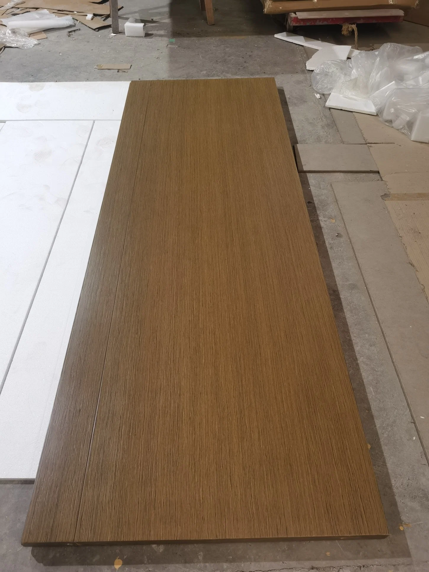 Plywood Vertical Wood Grain Veneer 48-in X 30-in X 5/8-in UV Finished Natural Flat Wall Sheet Wood Panel