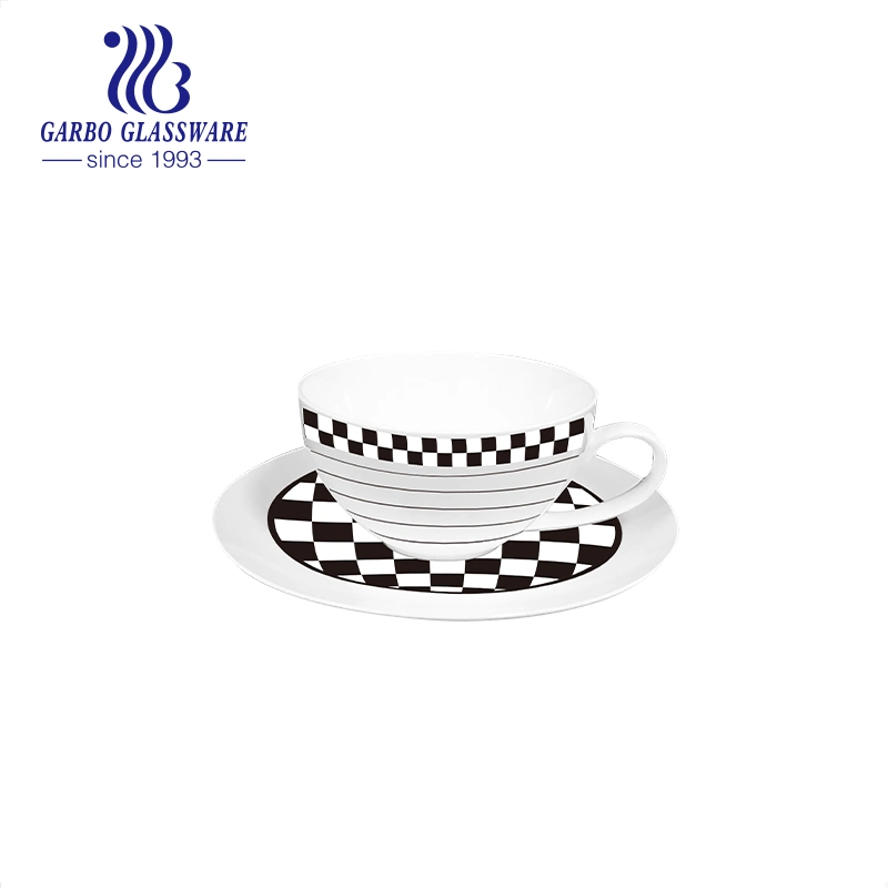 Lait de café en porcelaine émaillée Royal Blue haut de gamme de style luxueux Tasses en porcelaine à boire ensemble soucoupe Bloom Dasiy Design avec Conception personnalisée