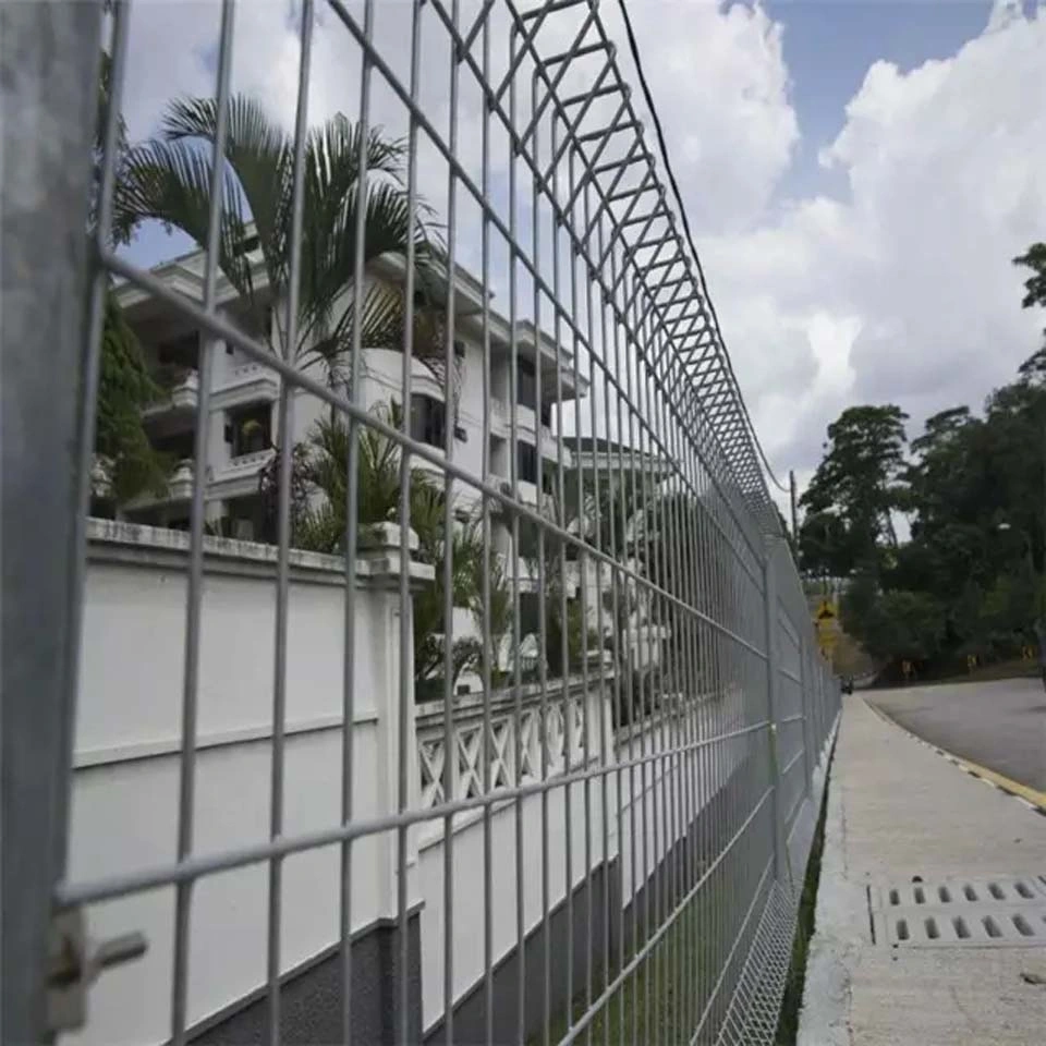 Welded Wire Mesh Roll Top Fence/Galvanized Triangle Brc Fencing Panel Malaysia