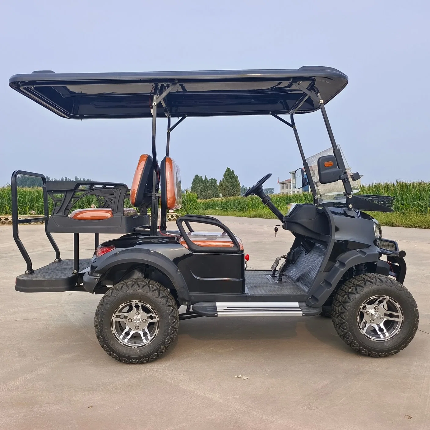 Durable 4 Seater Electric Hunting Lifted Golf Carts for Hospital