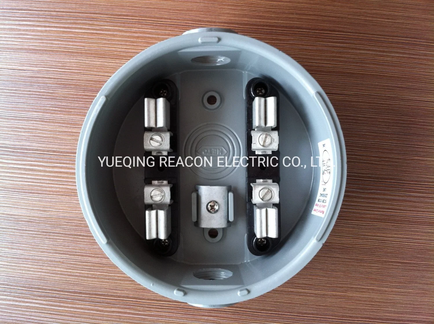 Factory Hot Selling Round Meter Socket