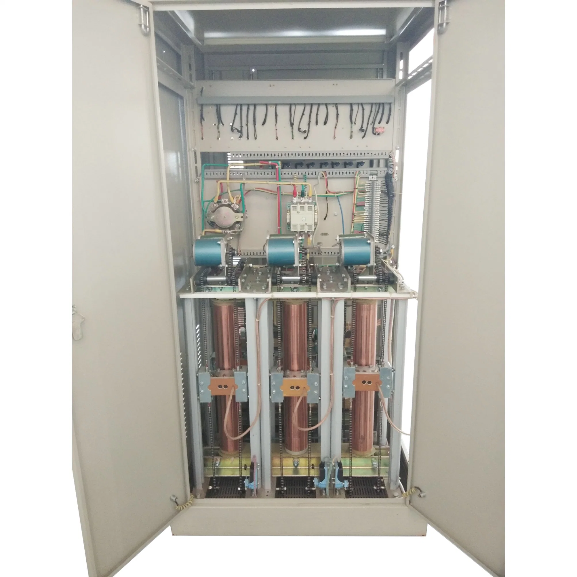 10kVA ثلاثي المراحل ضبط AVR بشكل منفصل منظم جهد التيار المتردد للتعويض التلقائي Sfbw