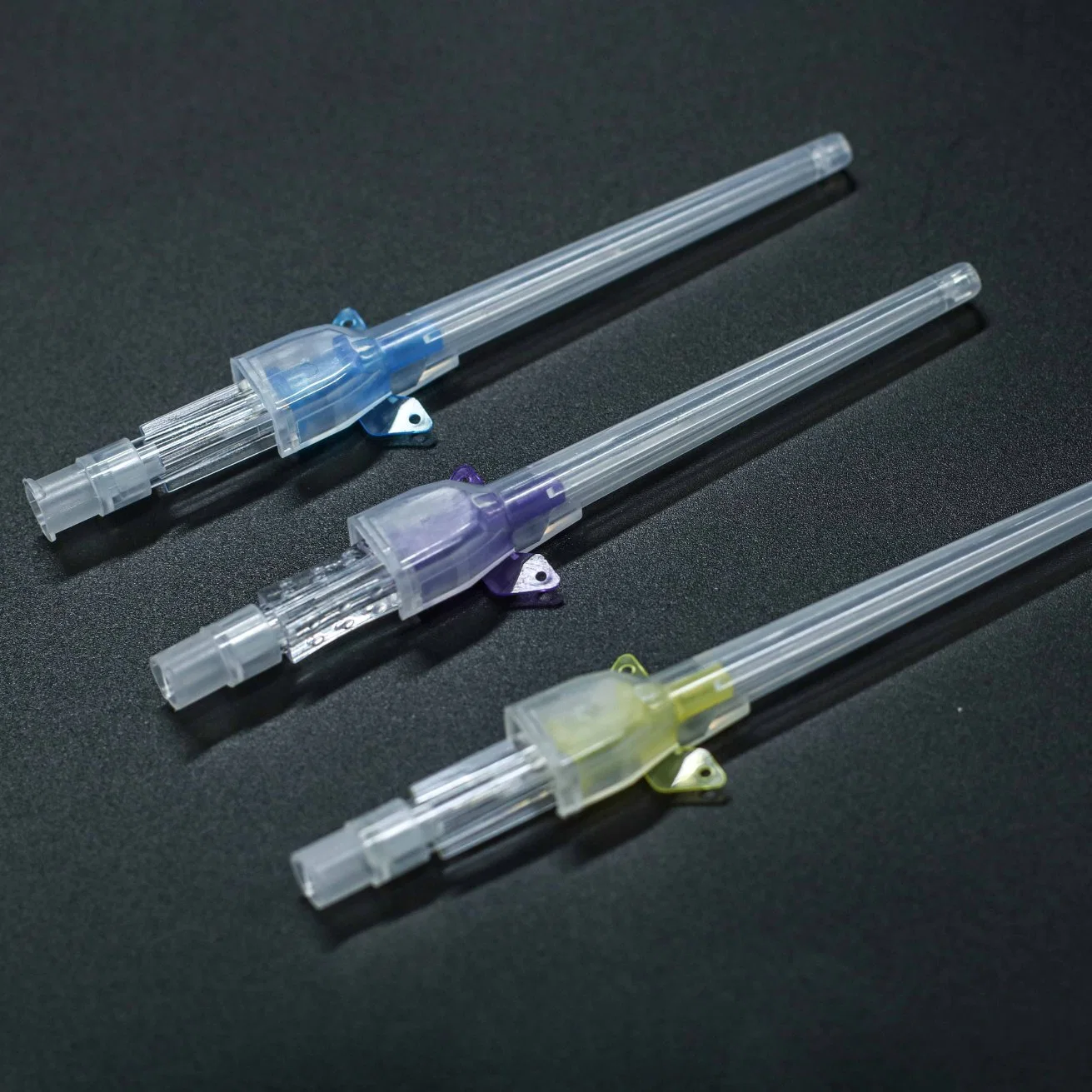 Factory Medical Supply Disposable Purple Plastic IV Intravenous Cannula