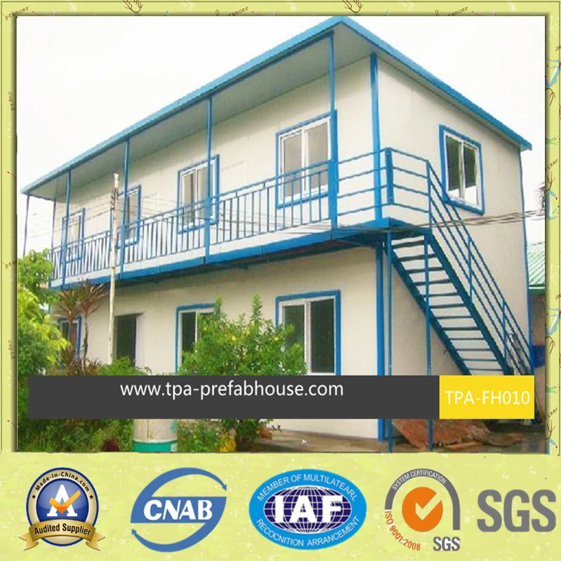 Flat-Top Prefabricated Building for Work Site