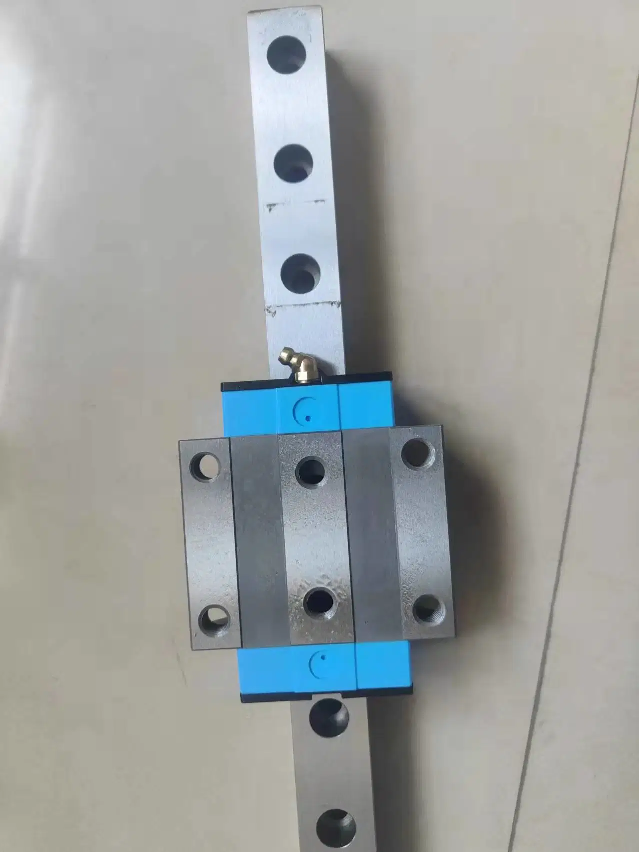 HGH-Ca Serie Hiwin CNC-Lager Stahl Linear Motion Führungsschiene Und Block HGH15ca/HGH20ca/HGH25ca