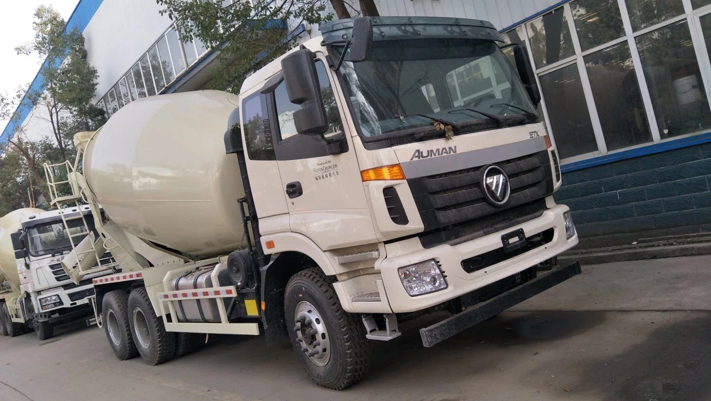 Hot Sale Foton Auman 6*4 7cbm Mobile Concrete Mixer Truck Construction Vehicle