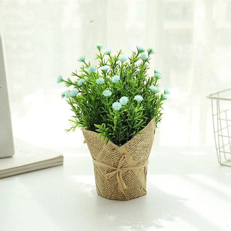 Planta de flores de lavanda con potita falsa para decoración de mesa