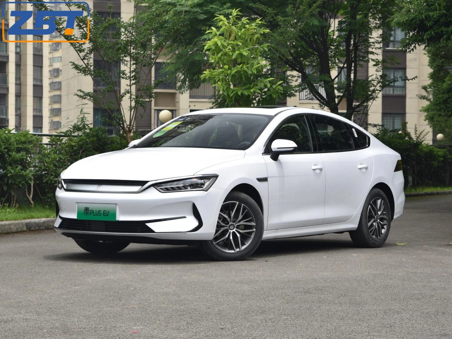 Fabricado na China NEDC, gama de 400 km, motor elétrico sem escovas, automático Auto compacto inteligente para veículos usados BYD Qin Plus EV com Menu inglês