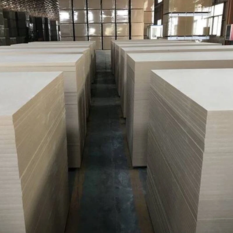 Factory Supply Raw MDF / Melamine Faced MDF Plain MDF with Cheap Price