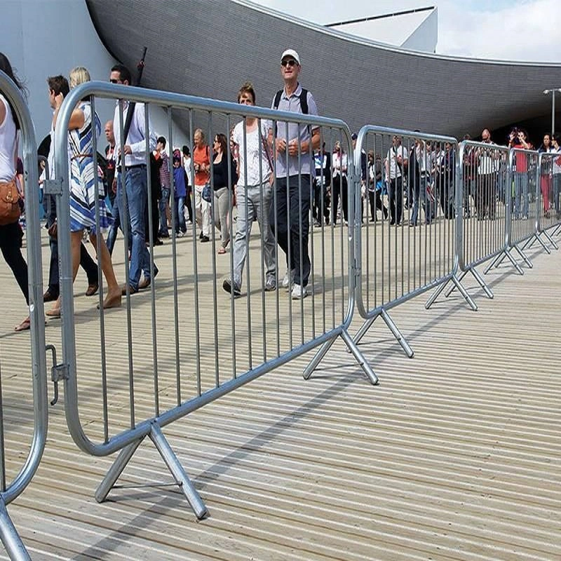 Commerce de gros personnalisée en usine de la route du trafic a galvanisé recouvert de PVC Barrière de contrôle des foules