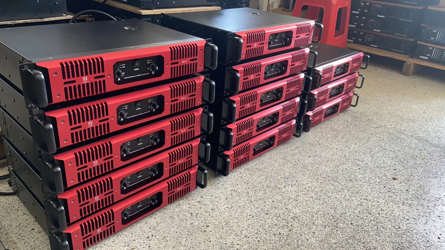 Da-14 Equipo de sonido de alta calidad 1400W alimentado por dos canales digitales Amplificador mezclador