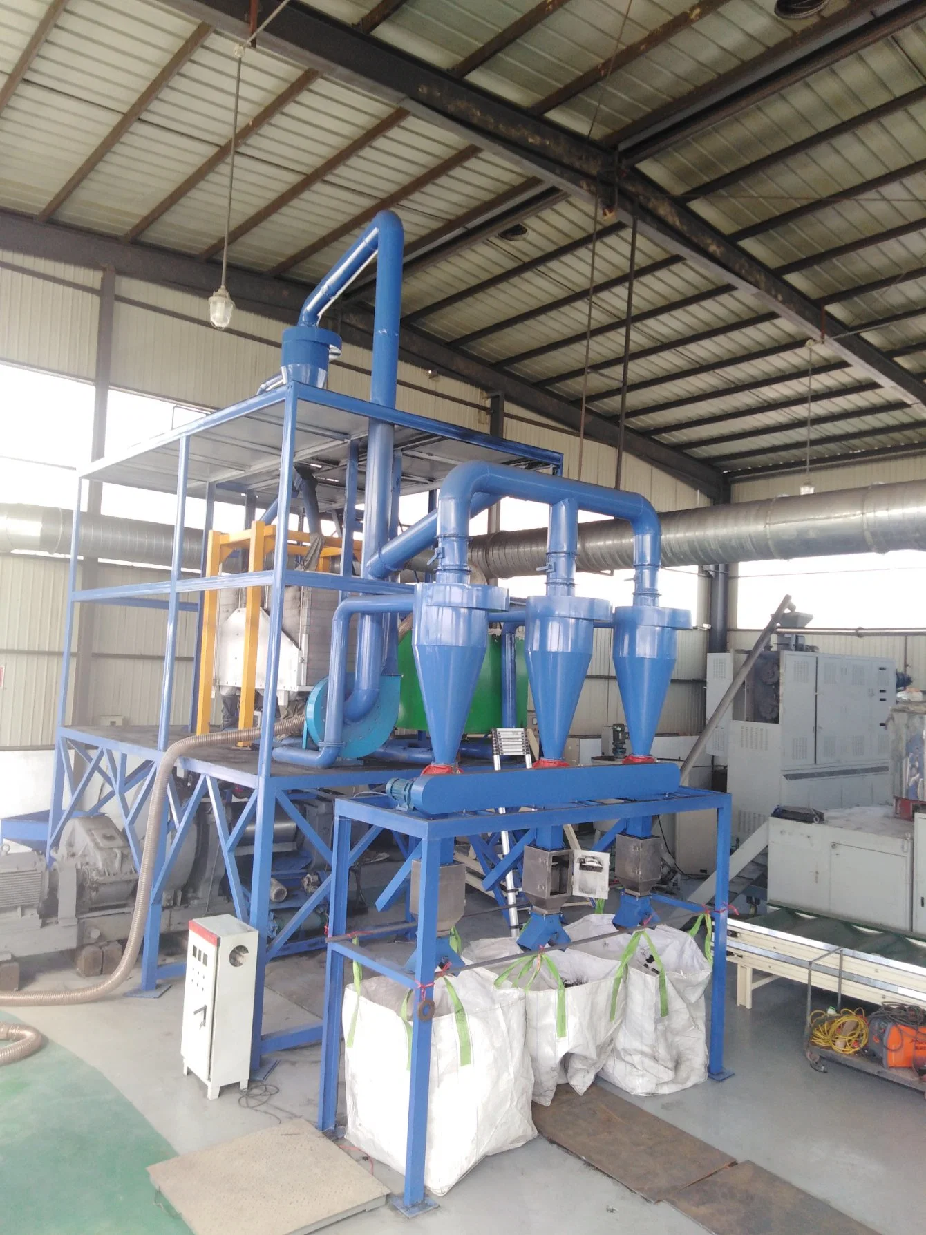 Tire Recycling Fine Rubber Powder Crushing Machinery for Waste Tire Rubber Powder Crushing