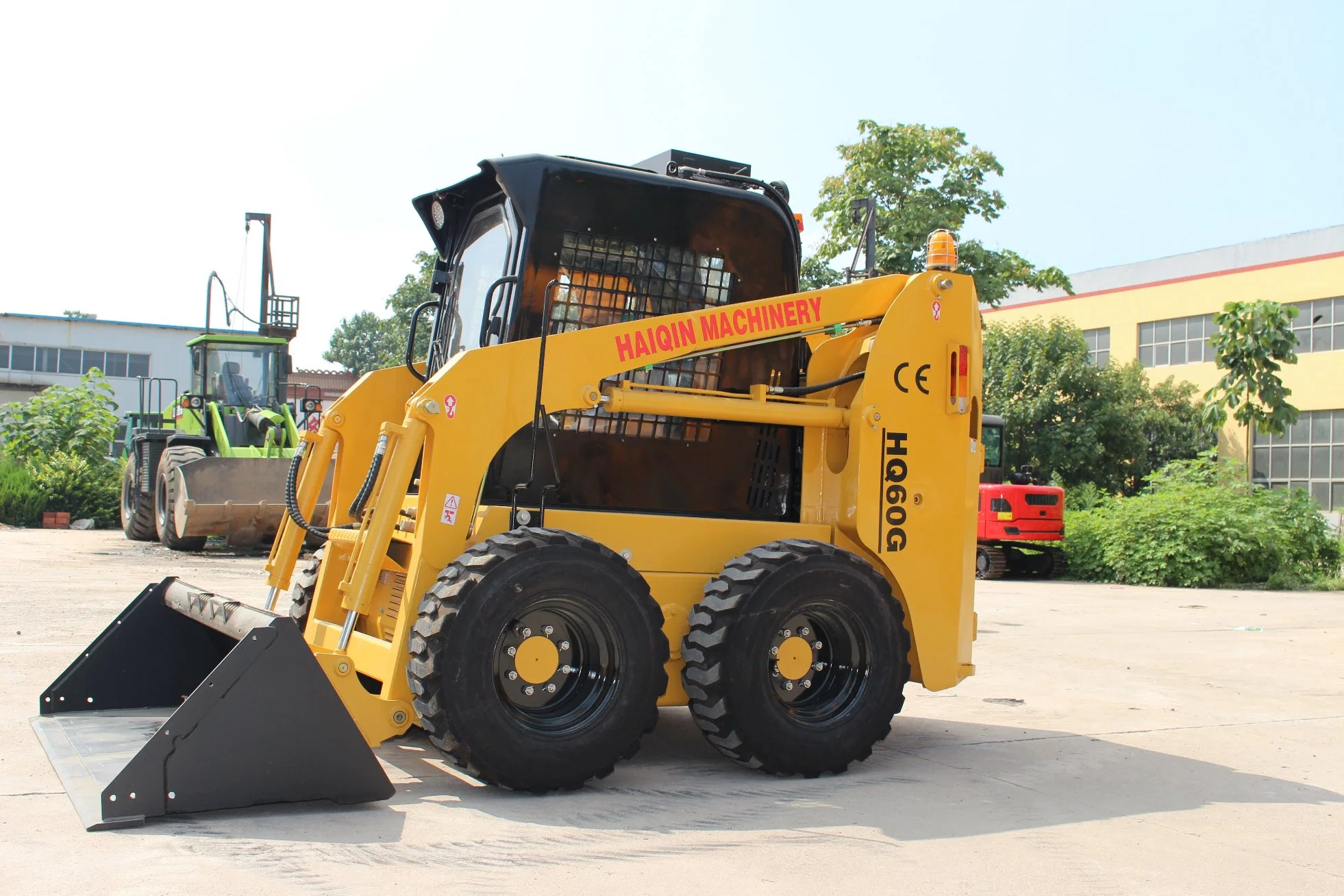 Haiqin Brand 690kgs Capacity Skid Steer Loader (HQ663) with CE