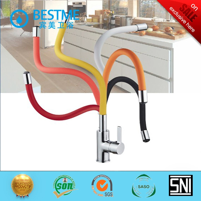 Para el cuarto de baño y Wc más populares y más resistente de color negro de grifo de cocina Bf-20026