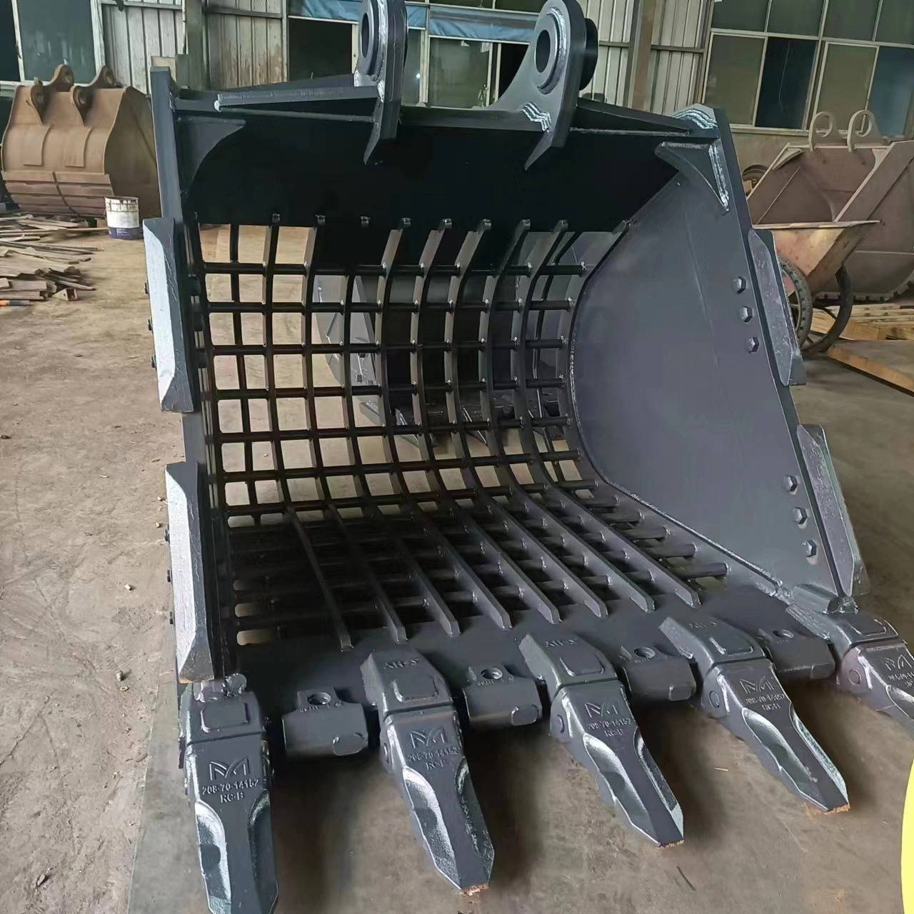 Standard Rock Bucket for Jcb Volvo Backhoe Excavator Spare Parts