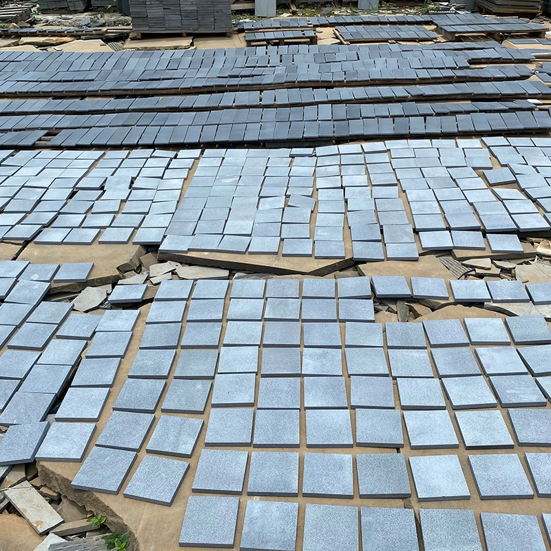 Hainan Natural Basalt Lava/Black/Dark Grey/Blue Basalt Tiles for Swimming Pool Coping/Paving/Lanscaping/Kerb/Cube/Paver/Flooring/Cobbles Price