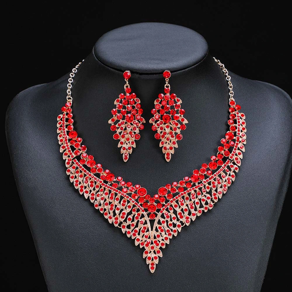 Hen3002 Alloy Clavicle Chain, Palace Styleshort Necklace, Earring Set Wedding Accessory