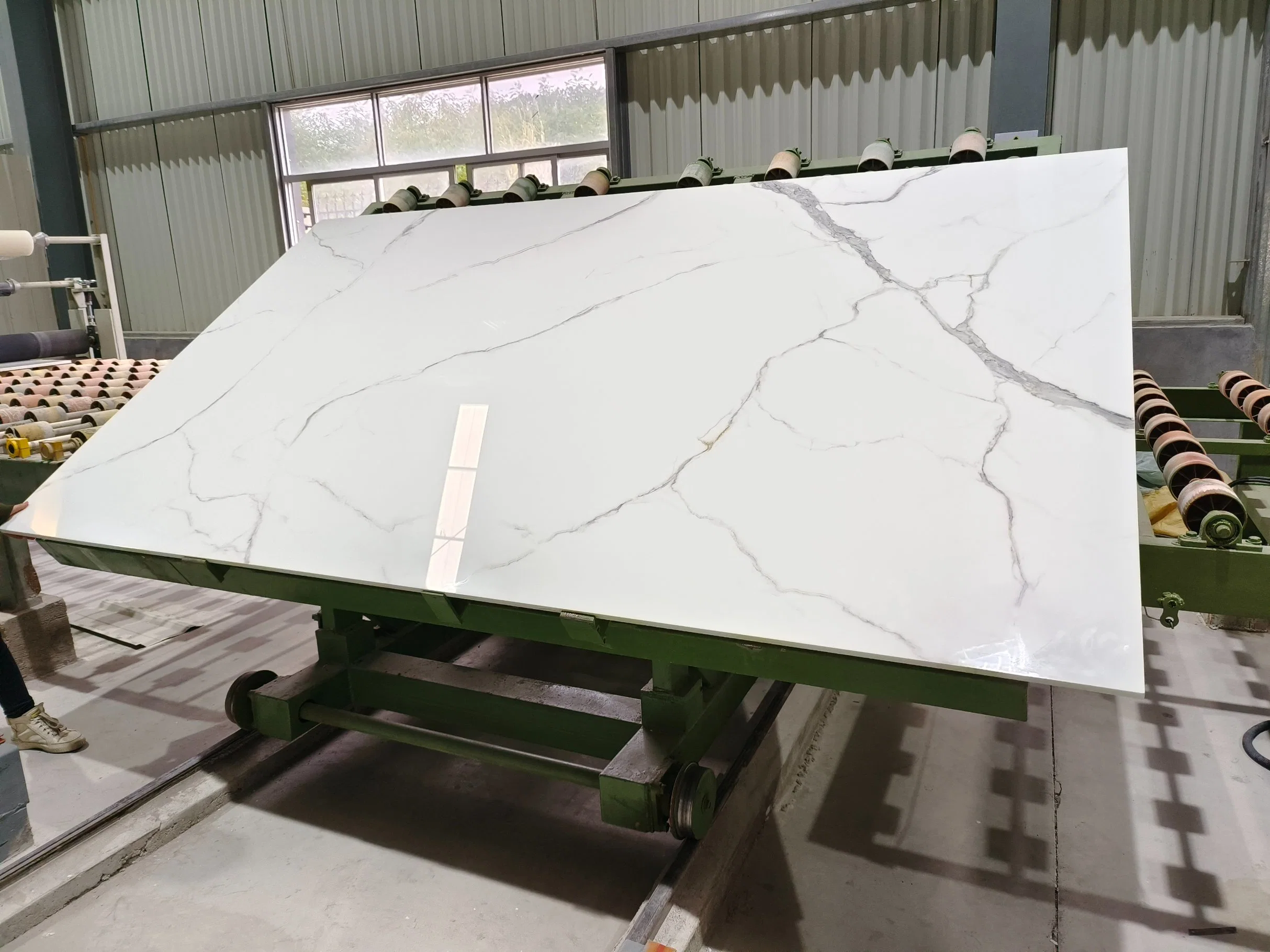 Diverse Styles Calacatta White Nano Glass Stone Slab for Countertops