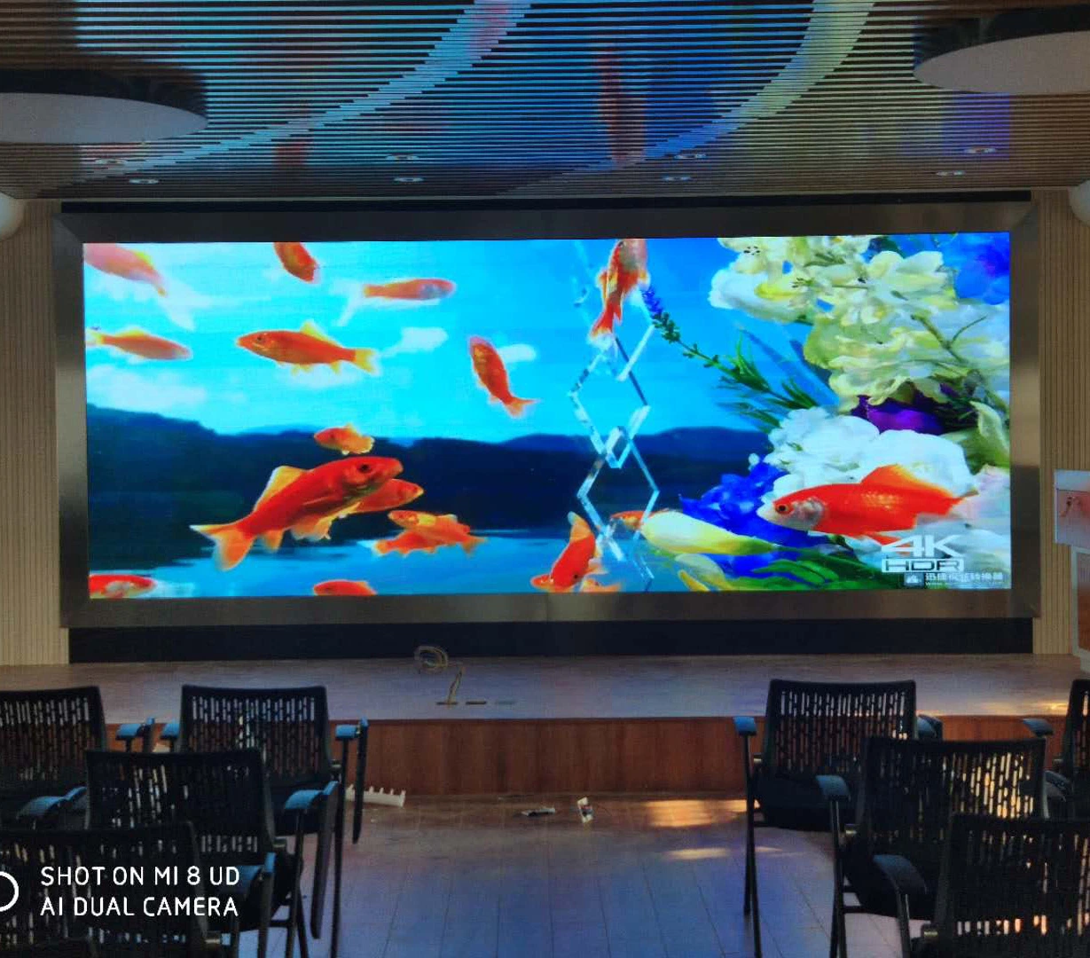 P3 Полноцветная реклама настенной видеопанели для установки внутри помещений со светодиодной подсветкой Светодиодный дисплей
