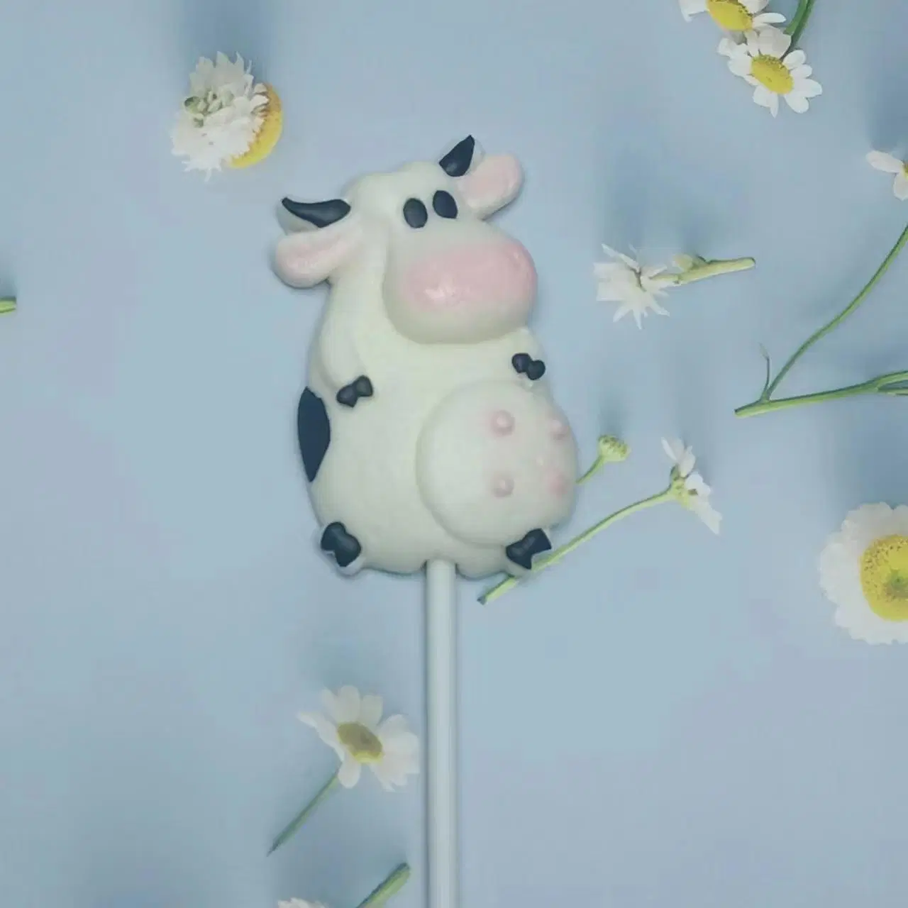 Easter Animal Shape Milk Cow Hard Candy Lollipops