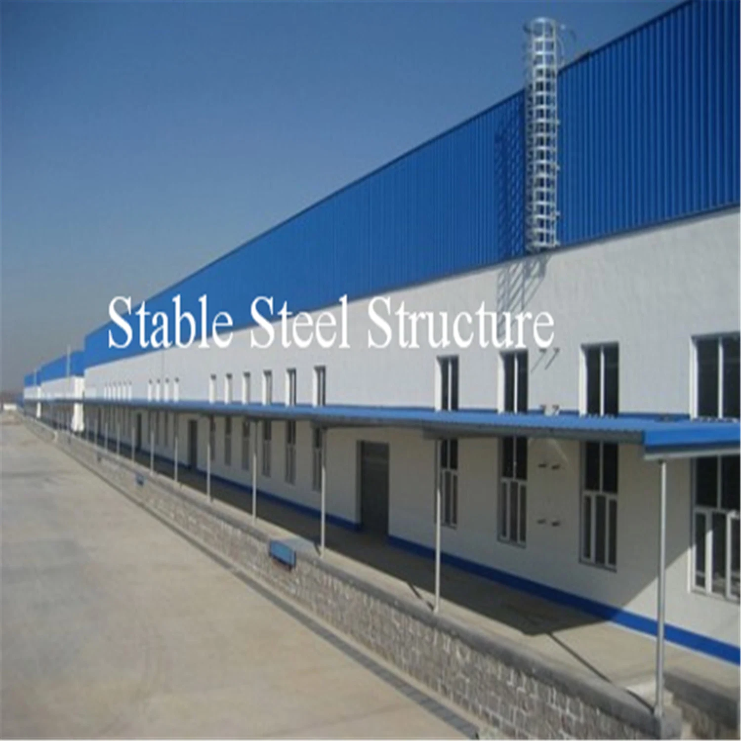 Steel Structures Metal Prefabricated Building Fire-Proof Steel Structure Workshop with Fiberglass Sandwich Panels