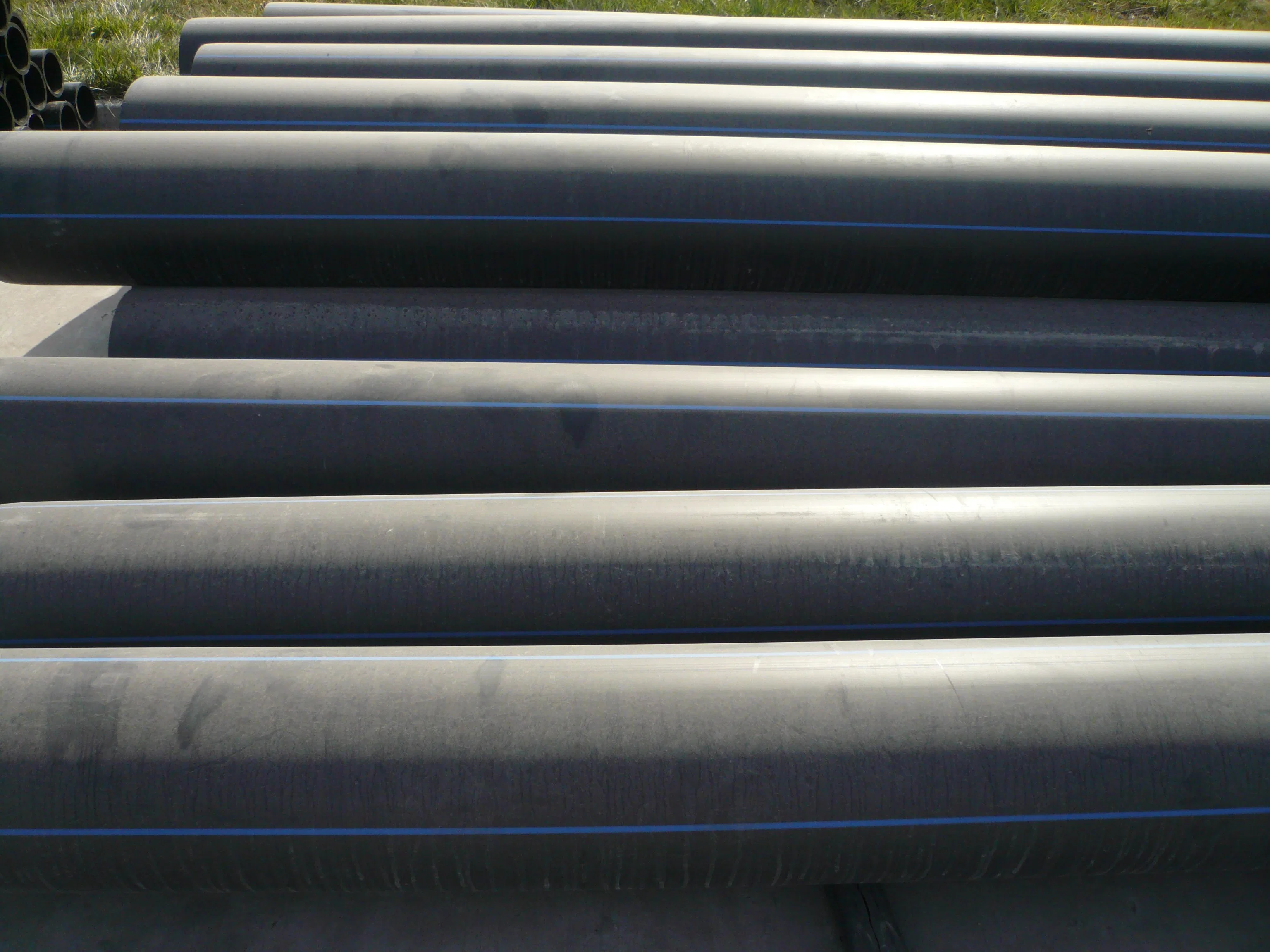 Pure PE Material HDPE Pipe for Water Supply and Drains