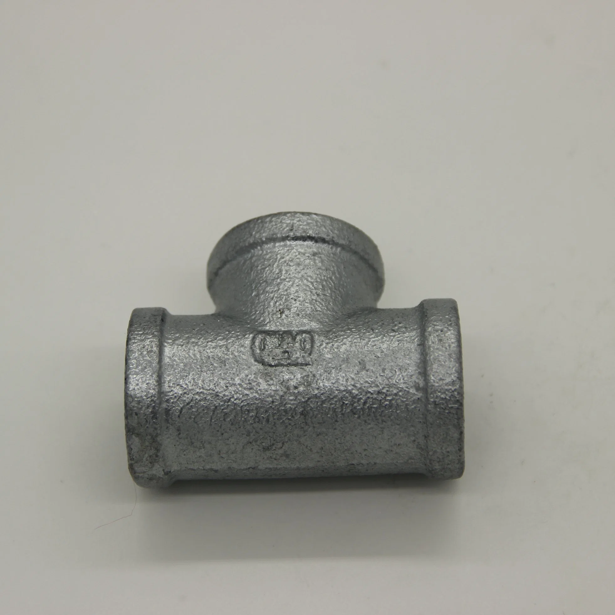 Gi Pipe Fitting with Bargain Factory Price NPT Standard Tee