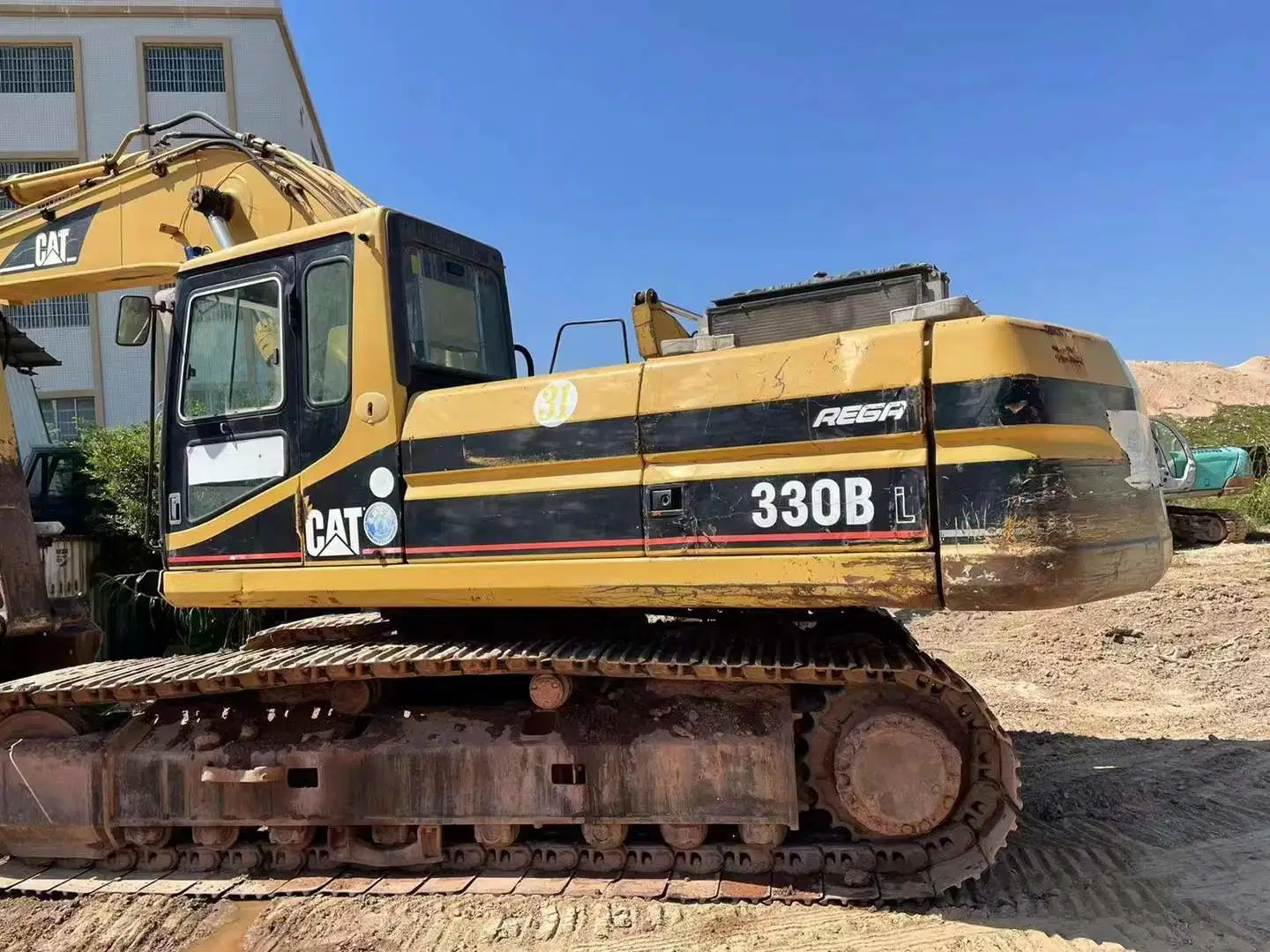 Used Japanese Equipment 30t Cat 330bl Second Hand Crawler Excavator for Mining