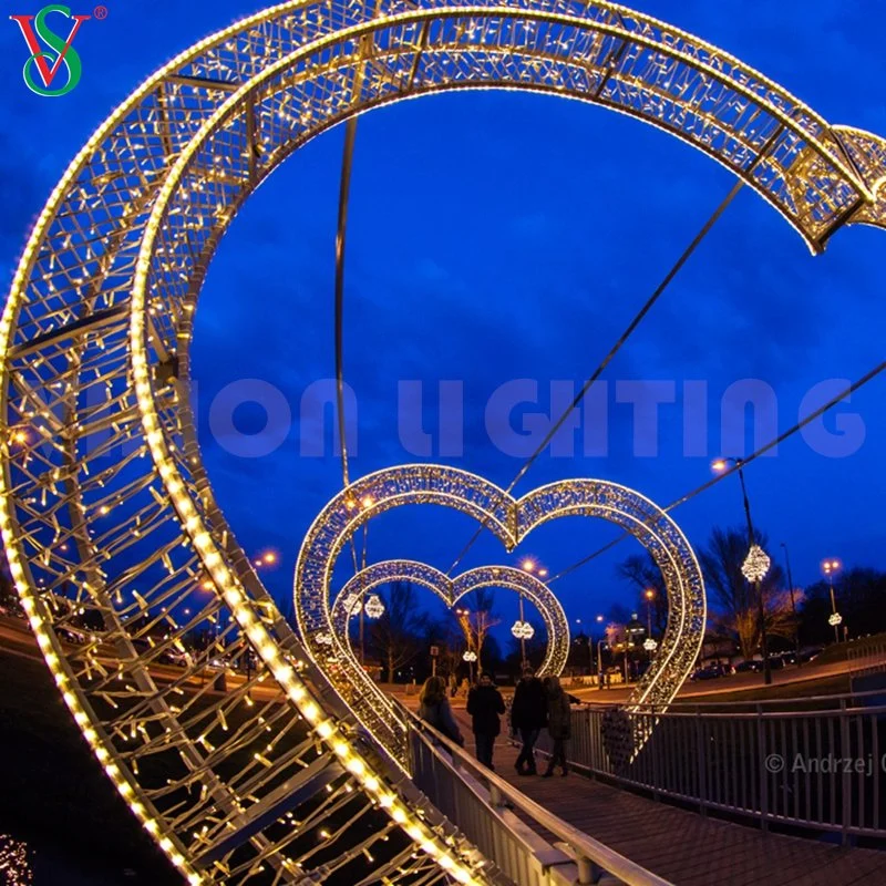 2023 Venta caliente Luz iluminada decoración Arco corazón para Boda Suministros