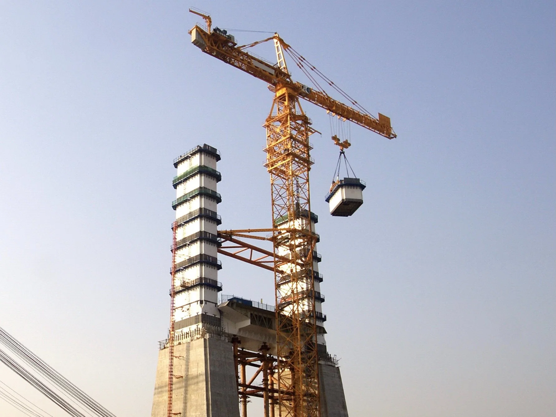 Máquina de elevação de grua de torre de 20 toneladas totalmente nova e usada Xgt360c-20s1 Com desempenho de alto custo