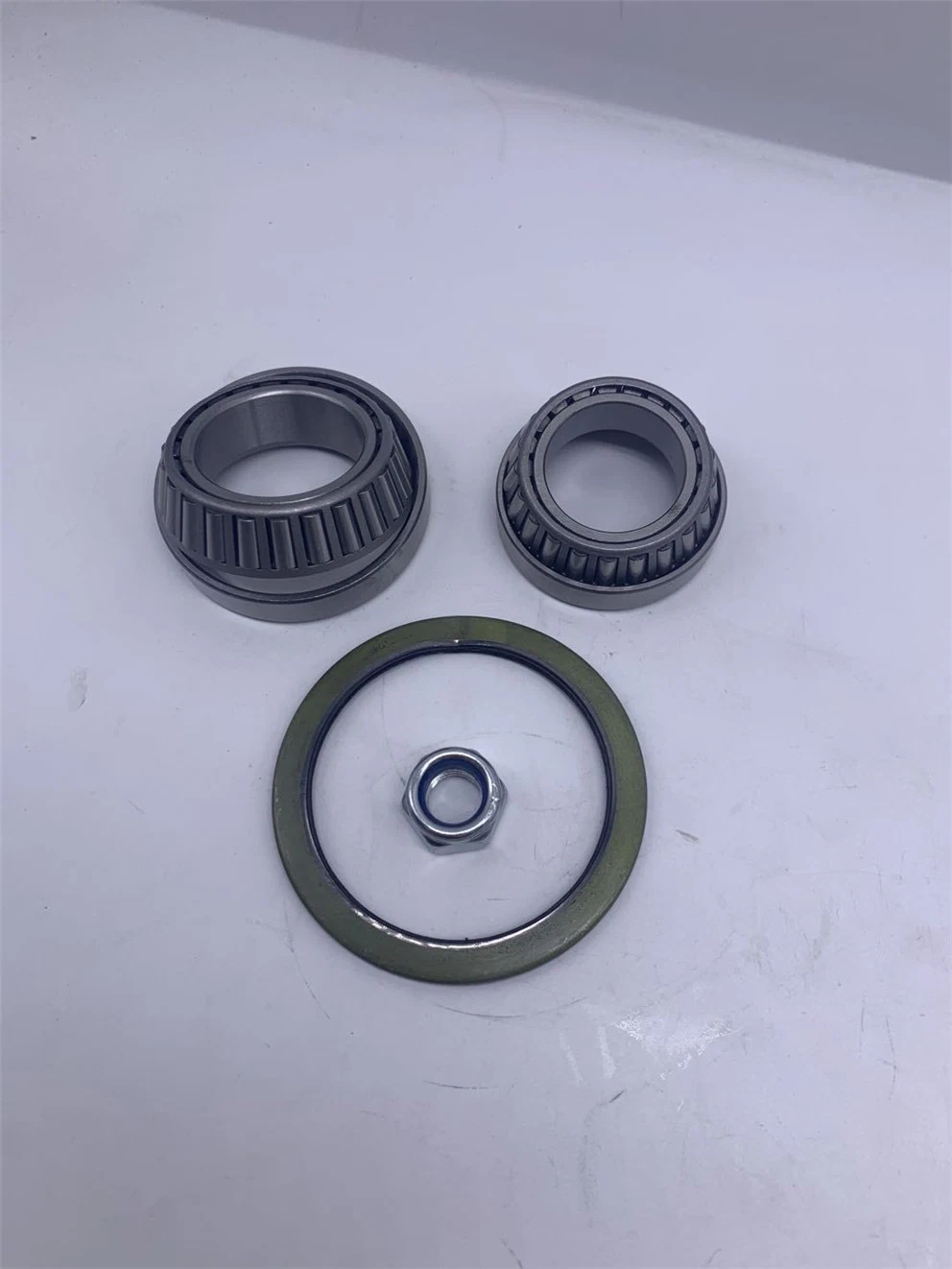 Factory Supply 4330647 713650310 R140.77 Vkba1444 R140.42 Auto Bearing Kit