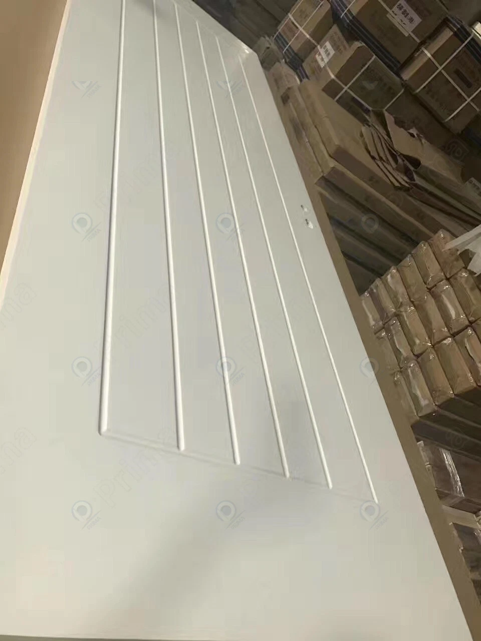La madera de PVC Cristal interno WPC incombustible resistente al agua de la puerta de cocina