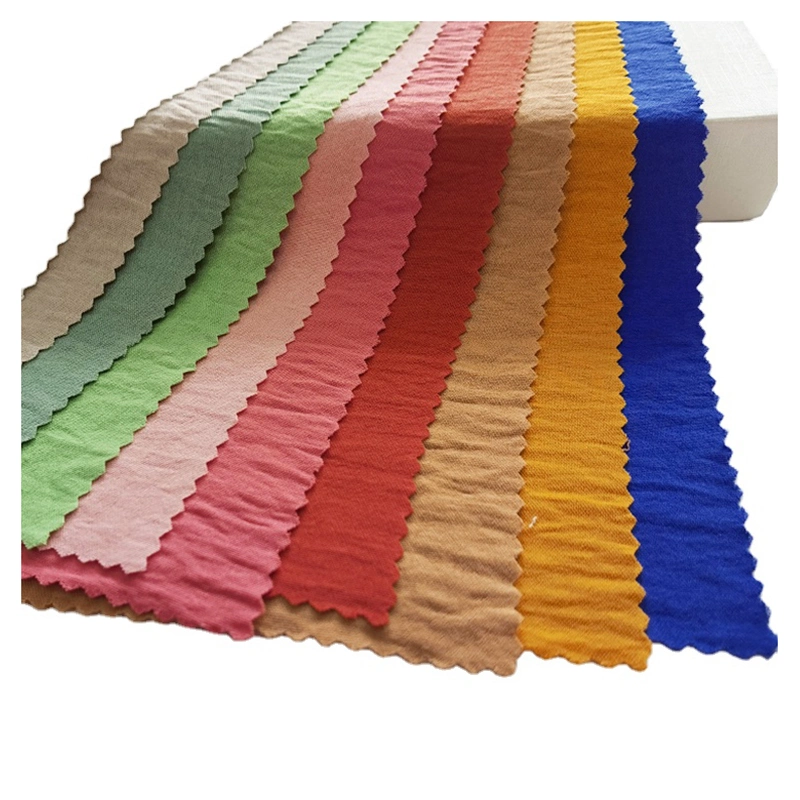 Super doux couleur 100 textile en polyester tissé de colorant plaine Cey teints à l'écrasement de l'air le tissu de polyester Tissu Cey 180D pour la mode robe