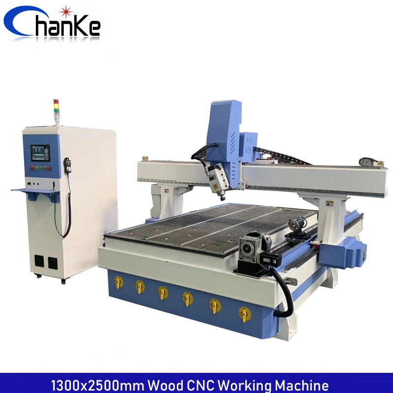 موجه Ck1325 5kw ثلاثي الأبعاد رباعي المحور CNC للعمل في مجال الخشب